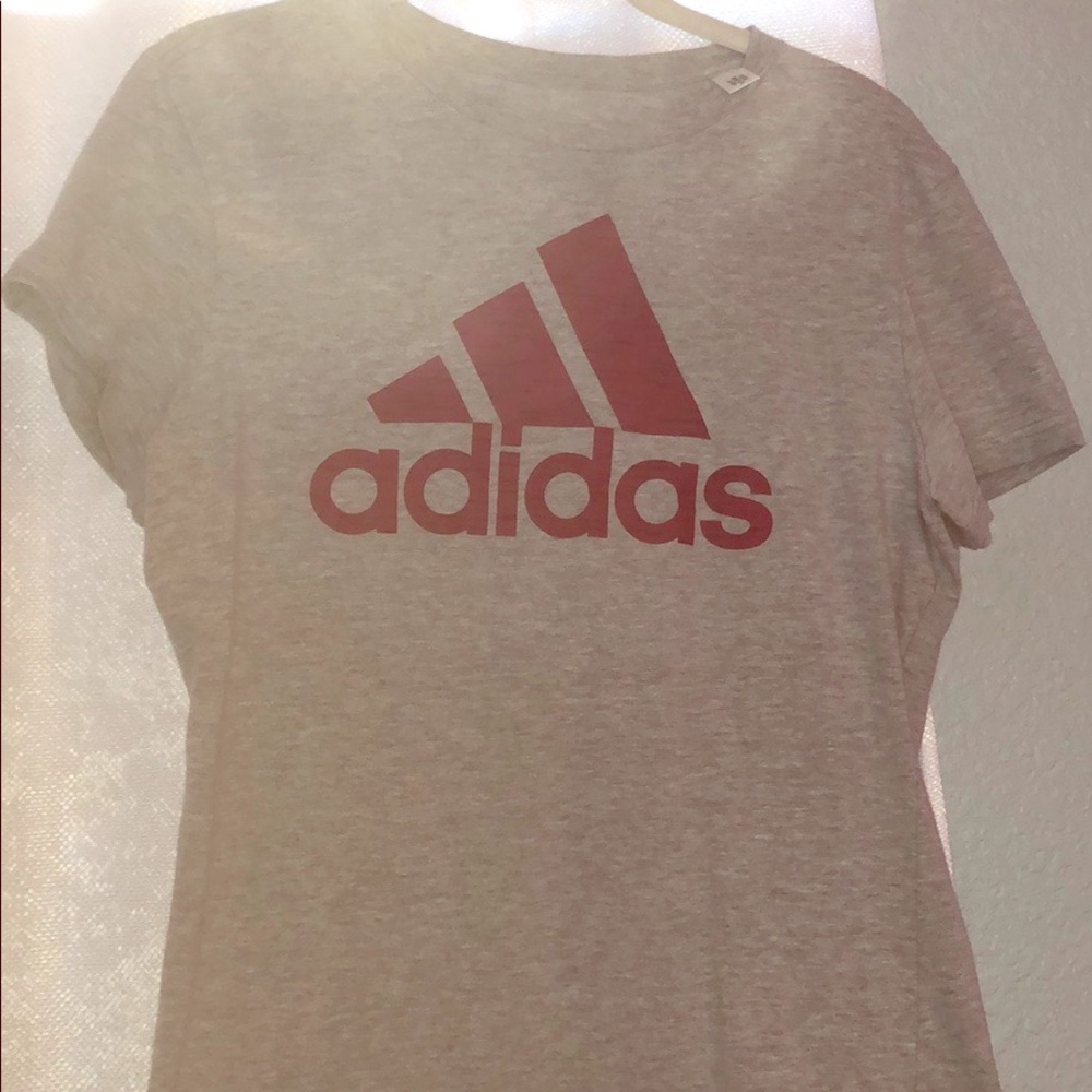 Adidas Go-To Tee in grey